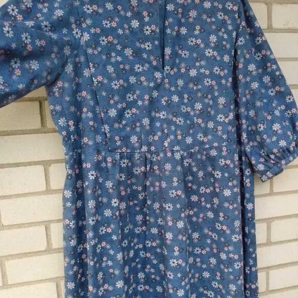 Amish Mennonite Cape Dress PLUS SIZE 44" B 41" W Blue Pink Floral Handmade - Picture 5 of 10